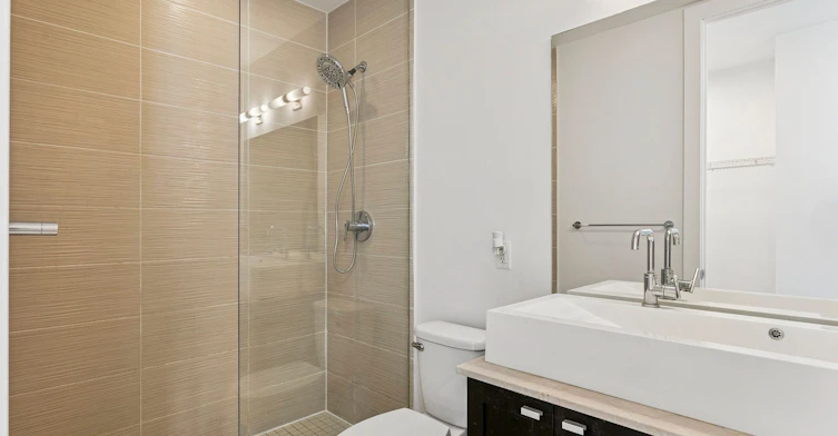 2805-103 The Queensway N/A, Toronto, ON, M6S 5B3 - 32