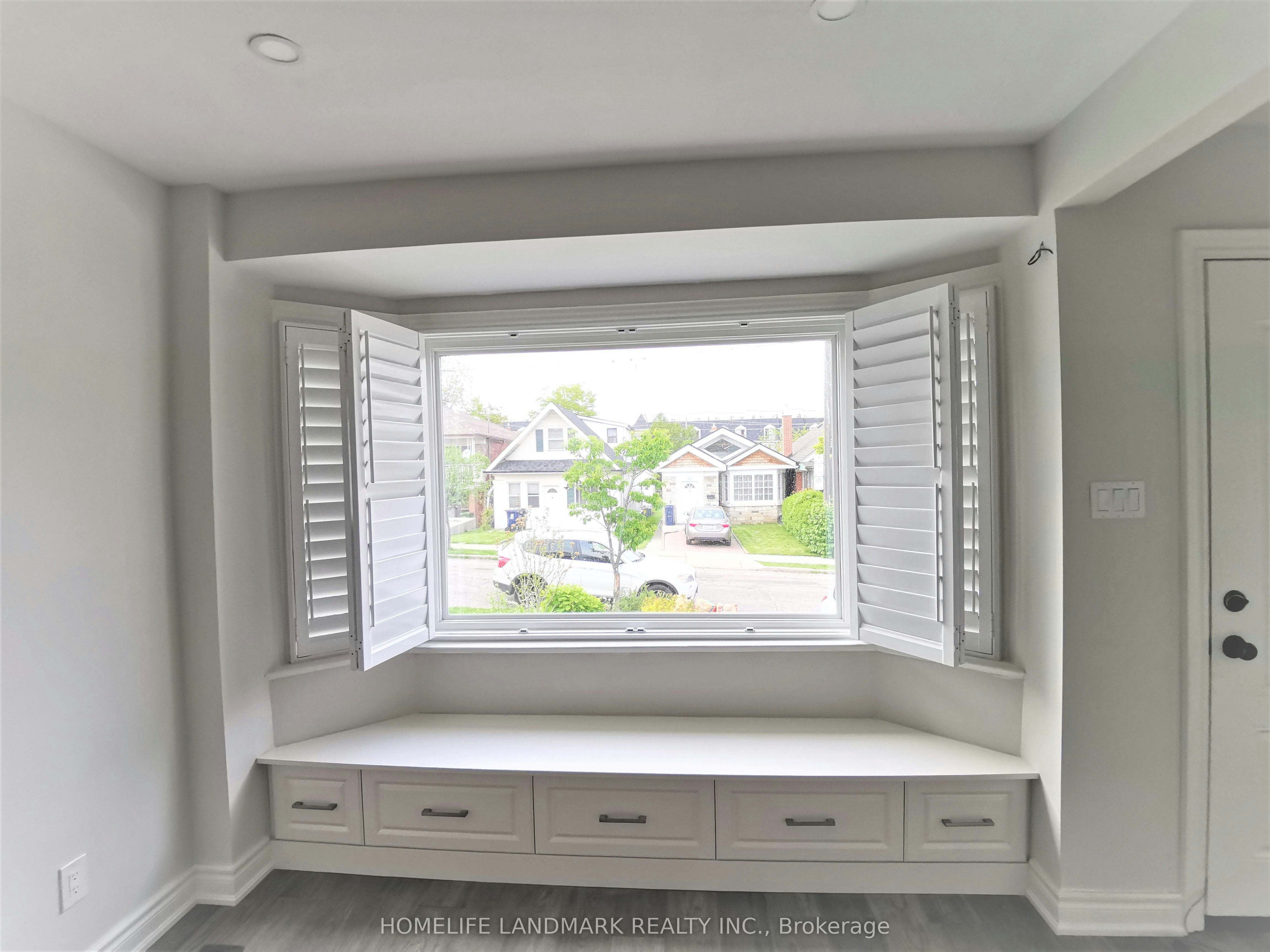 Main-379 Whitmore Avenue, Toronto, ON, M6E 2N5 - 12