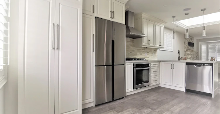 Main-379 Whitmore Avenue, Toronto, ON, M6E 2N5 - 5