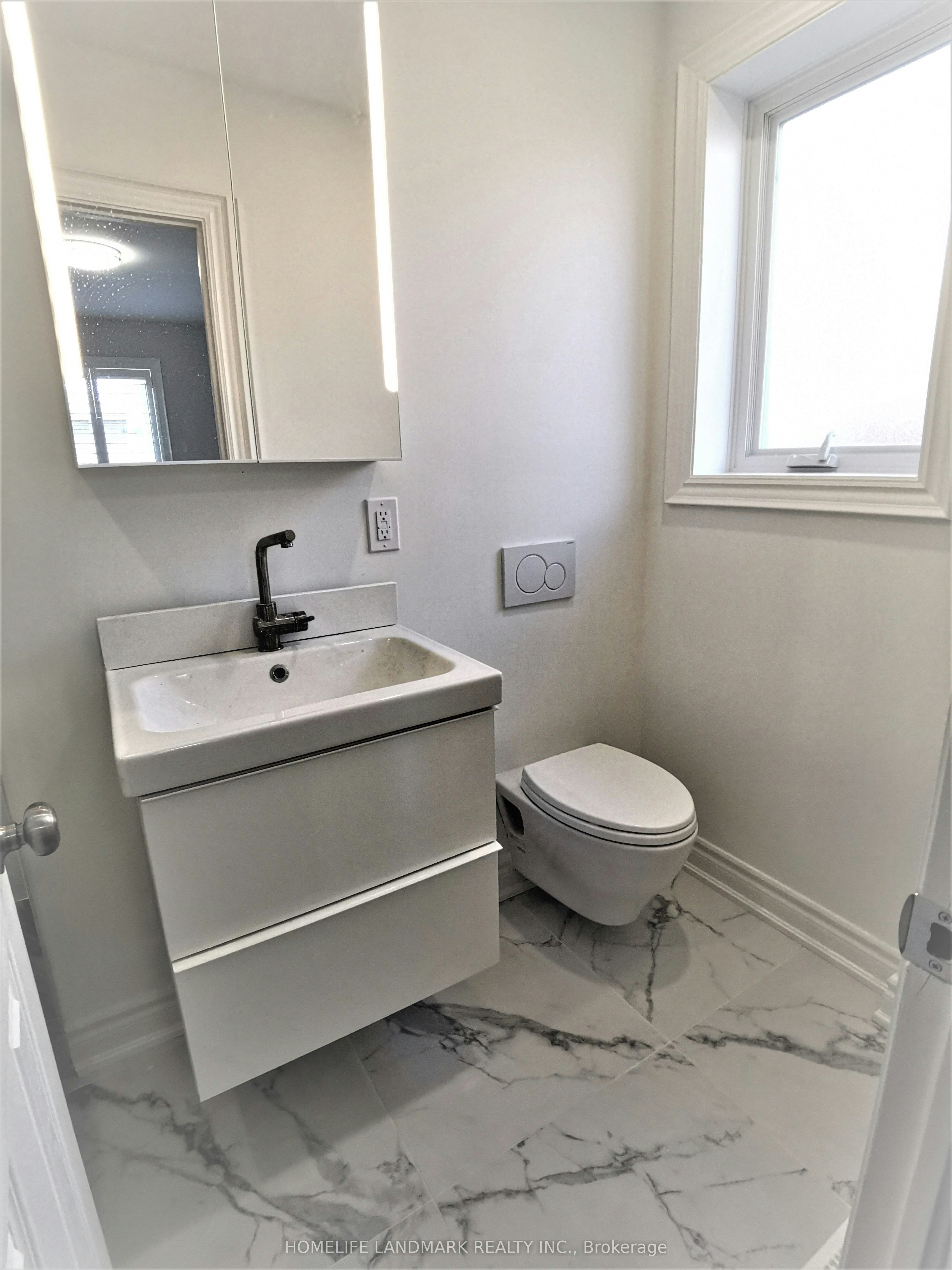 Main-379 Whitmore Avenue, Toronto, ON, M6E 2N5 - 17
