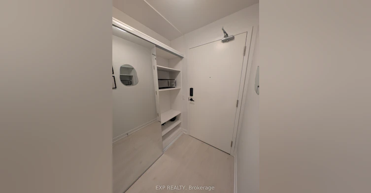 205-3900 Confederation Parkway NW, Mississauga, ON, L5B 0M3 - 5