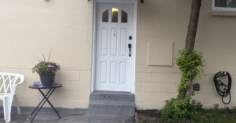 lower level-3 Tyrone Avenue, Toronto, ON, M6M 2K4 - 20