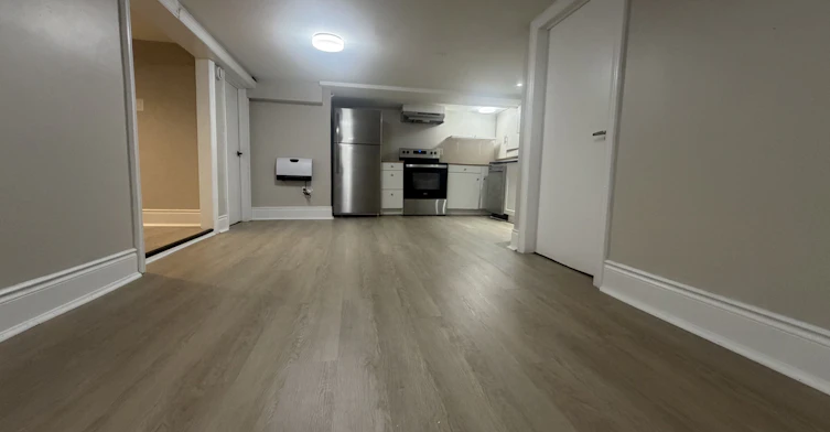 lower level-3 Tyrone Avenue, Toronto, ON, M6M 2K4 - 11