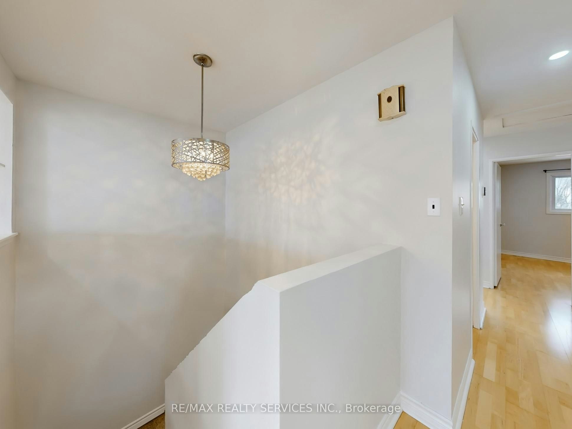 9 Glenridge Road, Brampton, ON, L6S 1N2 - 8