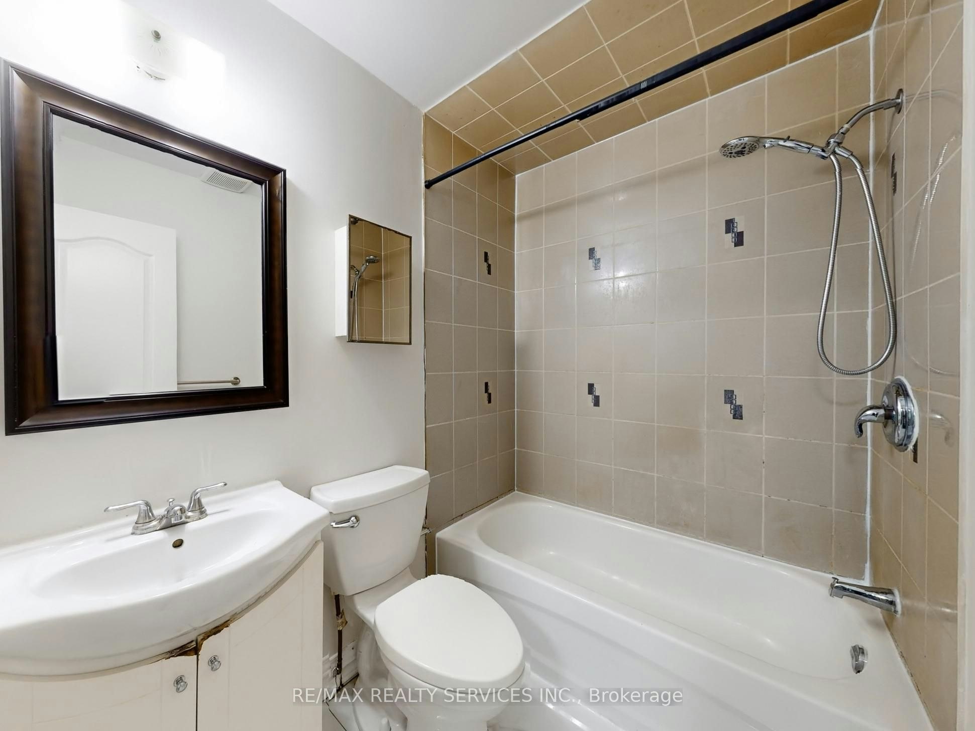 9 Glenridge Road, Brampton, ON, L6S 1N2 - 44