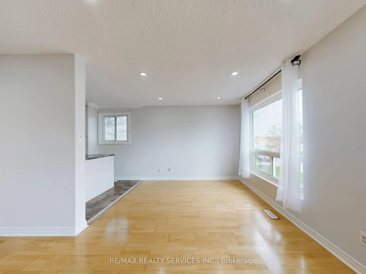 9 Glenridge Road, Brampton, ON, L6S 1N2 - 13