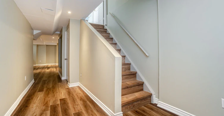5135 Falconcrest Drive, Burlington, ON, L7L 6K4 - 33
