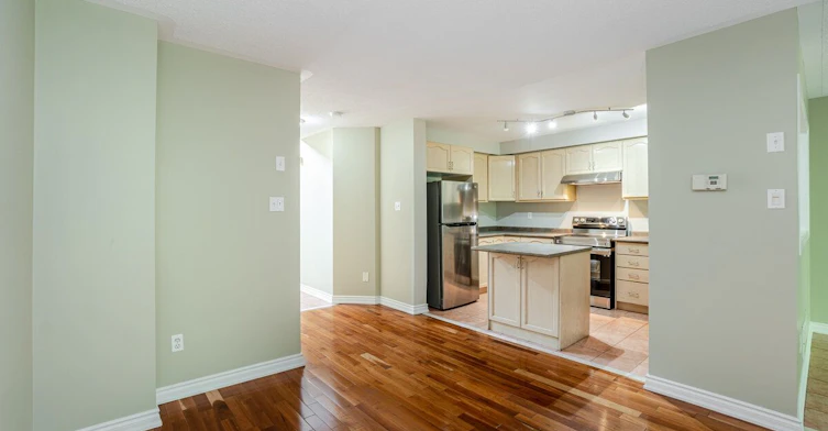 5135 Falconcrest Drive, Burlington, ON, L7L 6K4 - 7