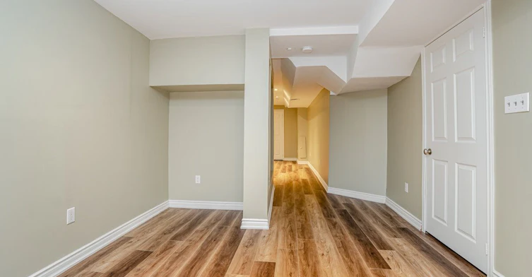 5135 Falconcrest Drive, Burlington, ON, L7L 6K4 - 34