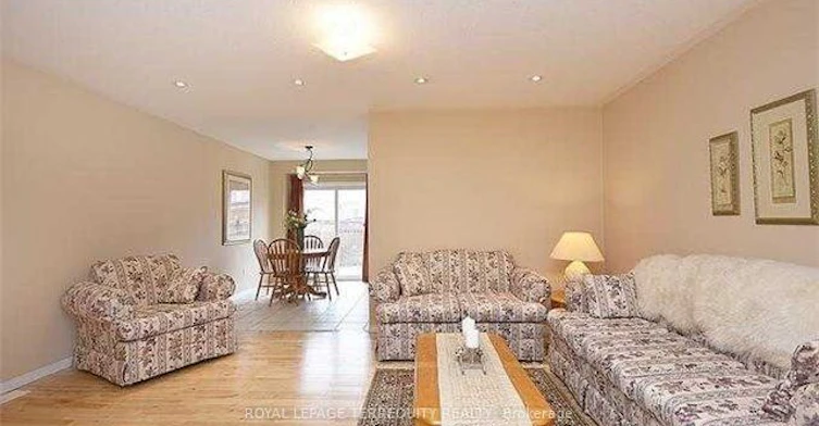 3467 Southwick Street, Mississauga, ON, L5M 7L4 - 2
