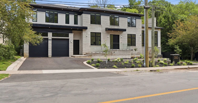 1362 Devon Road, Oakville, ON, L6J 2M1 - 2