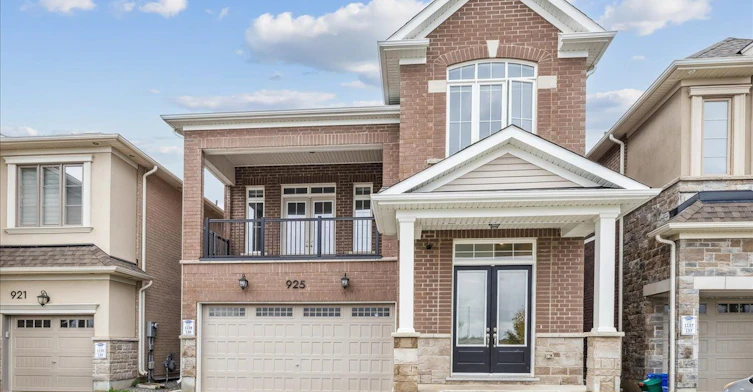 Main-925 Hickory Crescent, Milton, ON, L9E 1P6