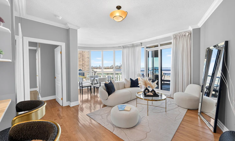 1503-2087 Lake Shore Boulevard W