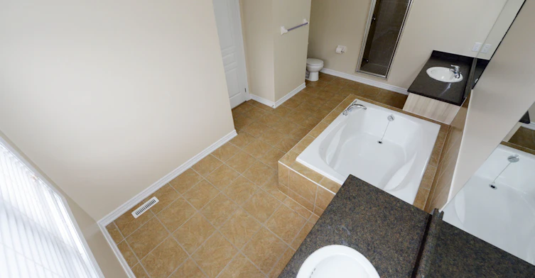 32 Fallmeadow Circle, Brampton, ON, L6Y 0Y8 - 13