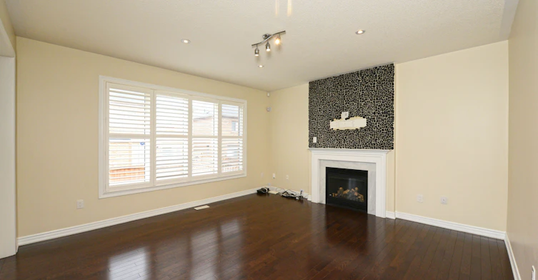 32 Fallmeadow Circle, Brampton, ON, L6Y 0Y8 - 6
