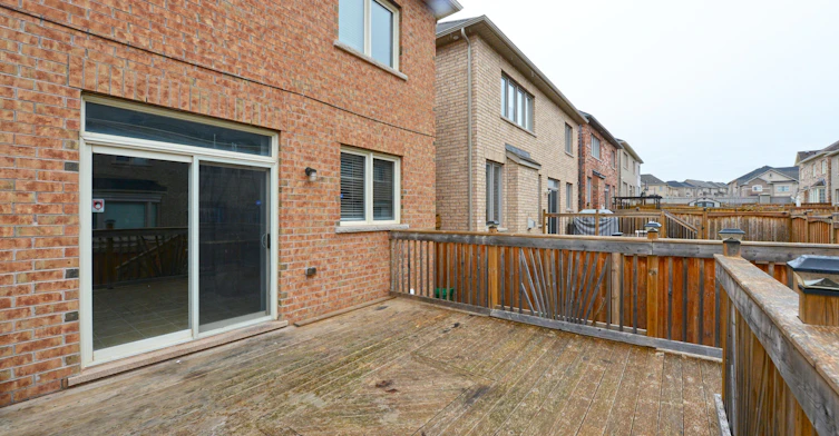 32 Fallmeadow Circle, Brampton, ON, L6Y 0Y8 - 20