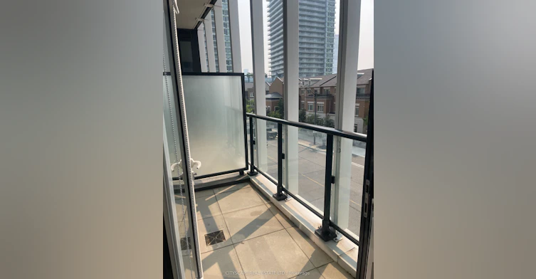 206-395 Square One Drive, Mississauga, ON, L5B 0P6 - 8