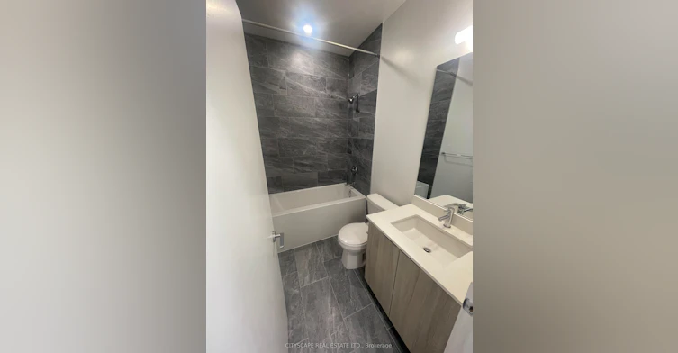206-395 Square One Drive, Mississauga, ON, L5B 0P6 - 6