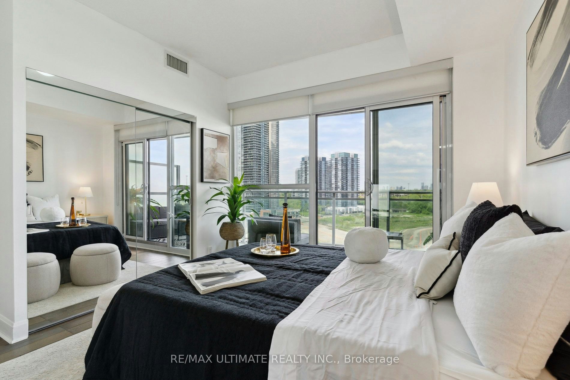1003-33 Shore Breeze Drive, Toronto, ON, M8V 1A1 - 12