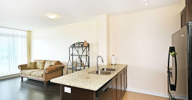 3910-4070 Confederation Parkway, Mississauga, ON, L5B 0E9 - 13