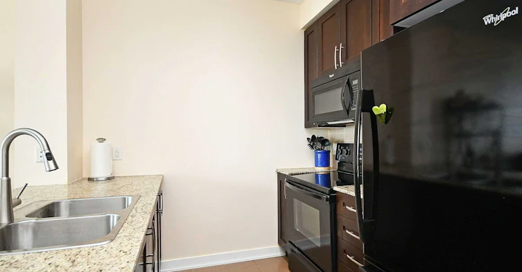 3910-4070 Confederation Parkway, Mississauga, ON, L5B 0E9 - 12