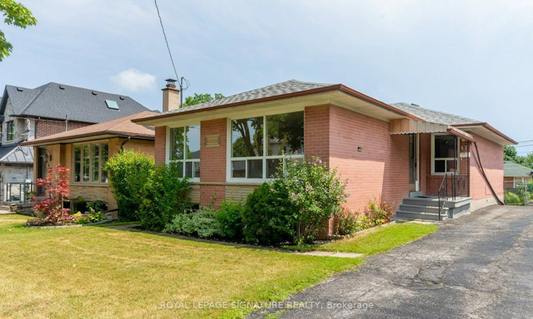 17 Risdon Court