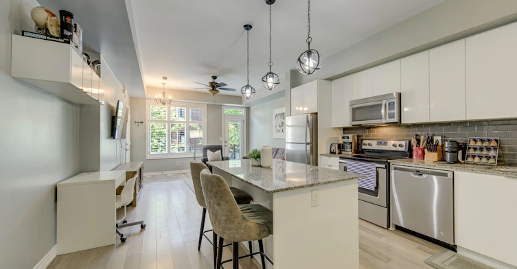 109-40 Carnation Avenue, Toronto, ON, M8V 0B8 - 6