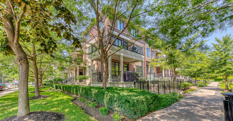 109-40 Carnation Avenue, Toronto, ON, M8V 0B8