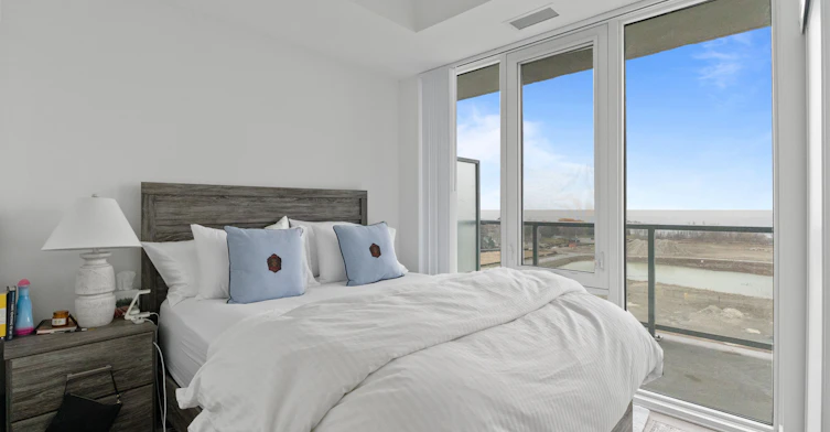 912-220 Missinnihe Way, Mississauga, ON, L5H 0A9 - 17