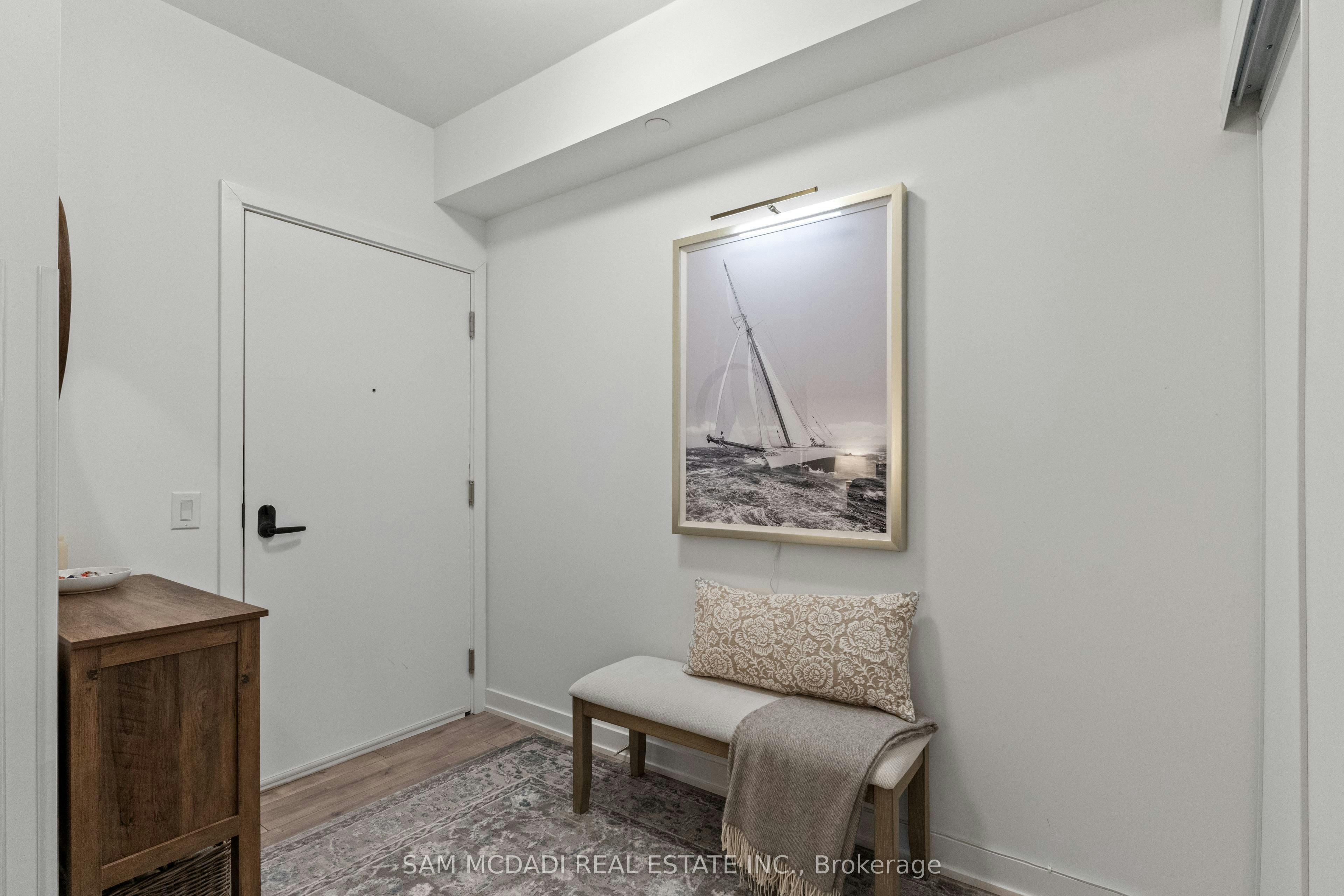 912-220 Missinnihe Way, Mississauga, ON, L5H 0A9 - 6