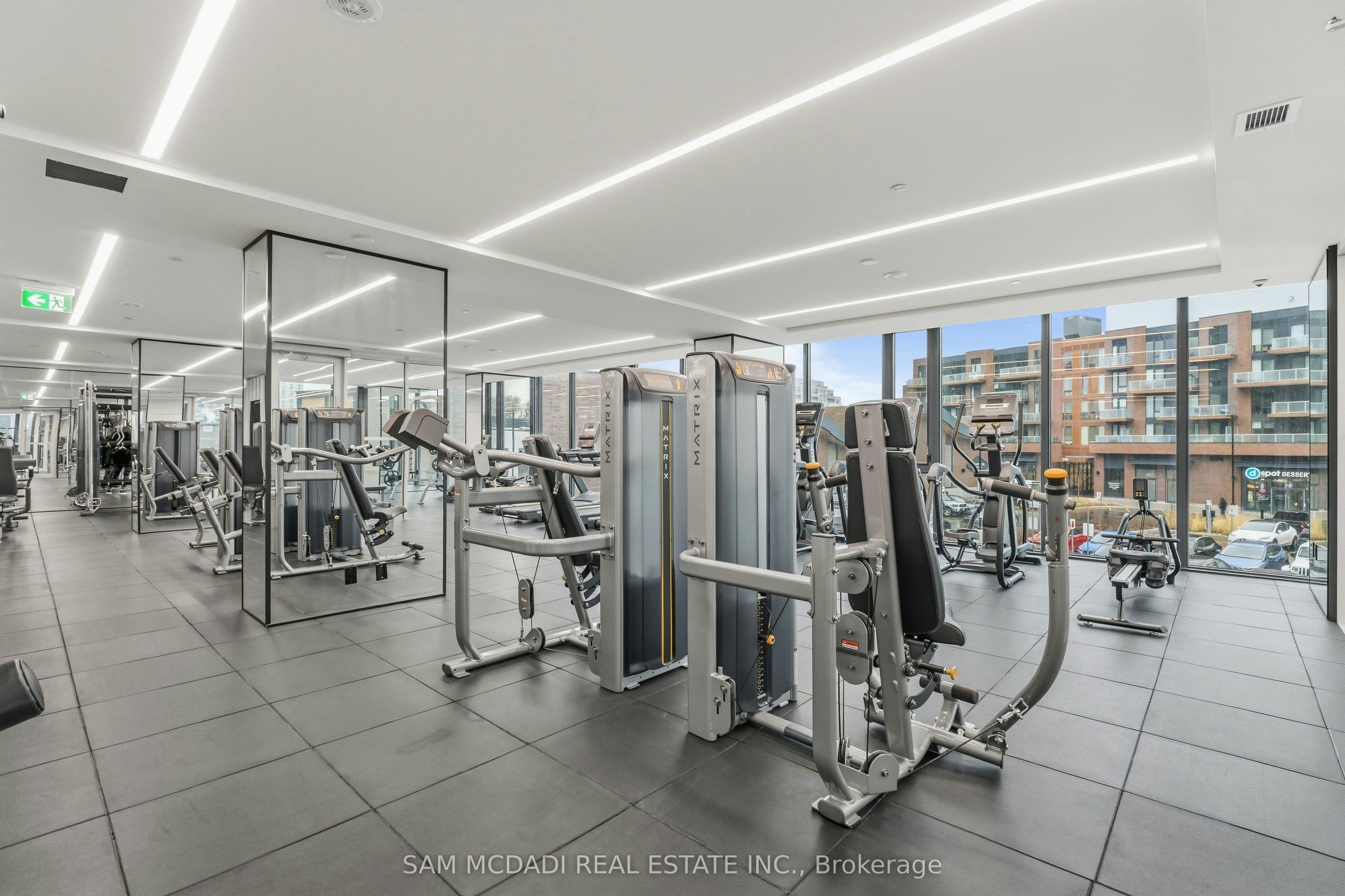 912-220 Missinnihe Way, Mississauga, ON, L5H 0A9 - 19
