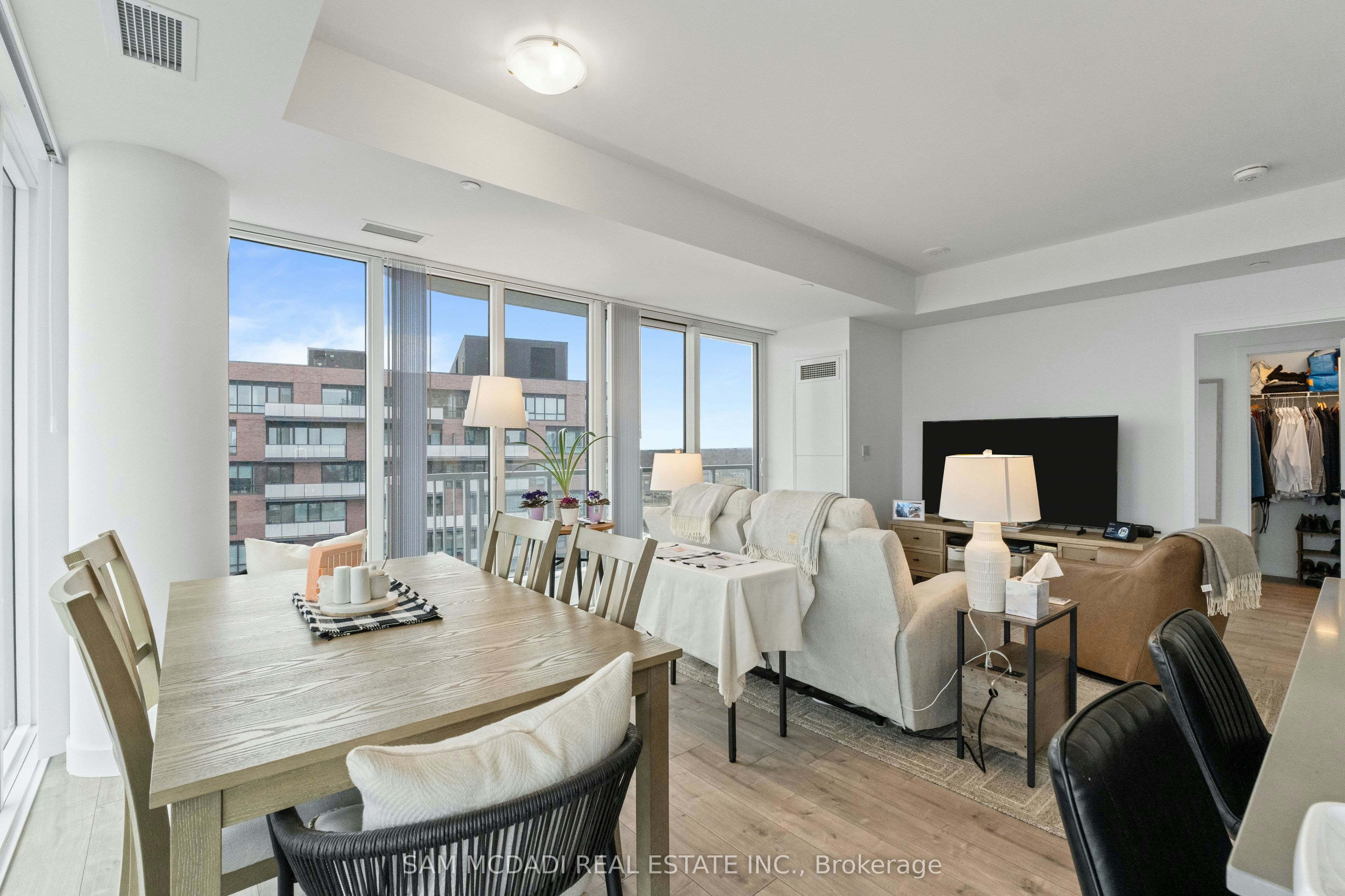912-220 Missinnihe Way, Mississauga, ON, L5H 0A9 - 13