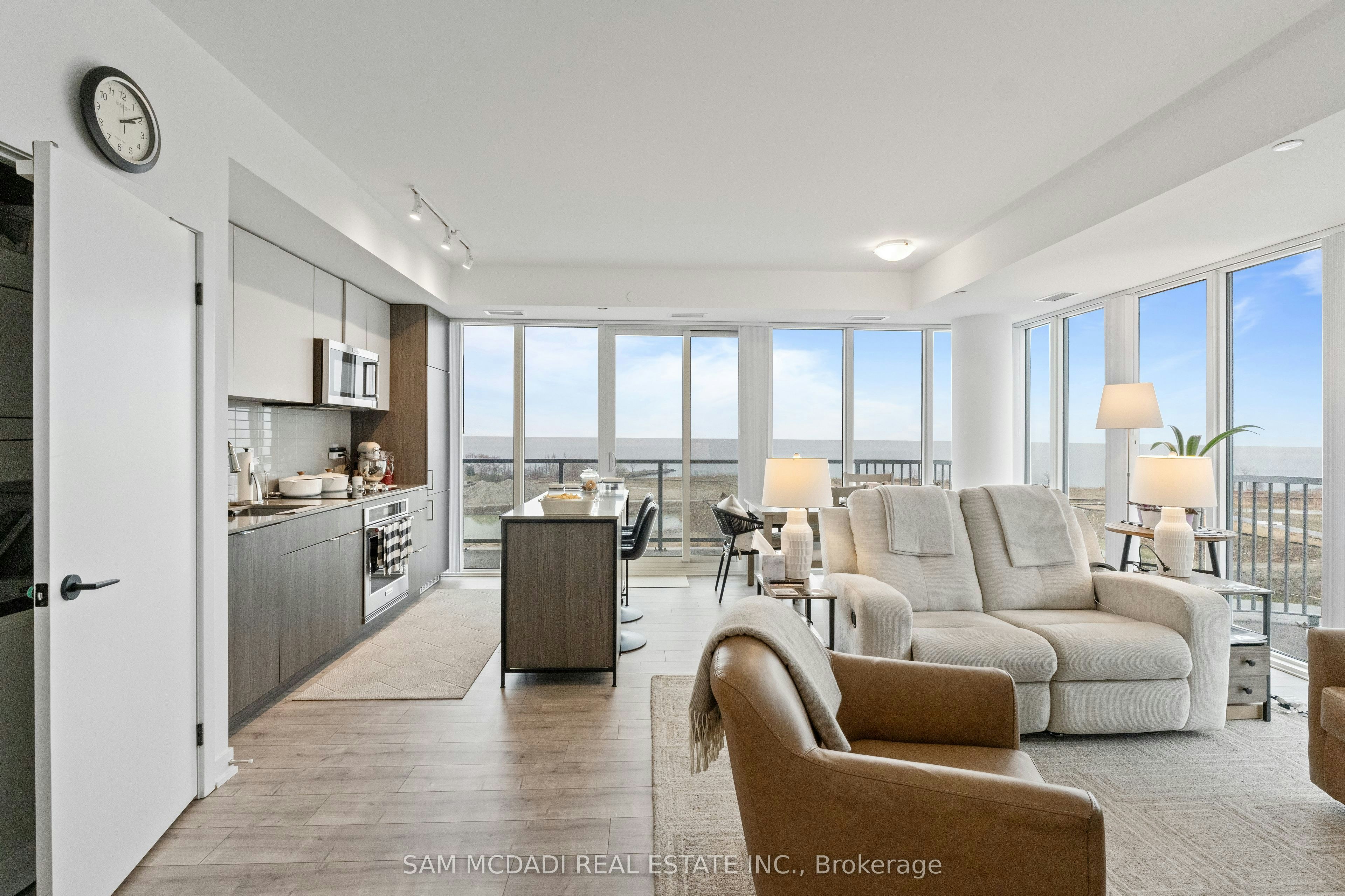 912-220 Missinnihe Way, Mississauga, ON, L5H 0A9 - 8