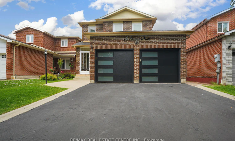 15 Donna Drive
