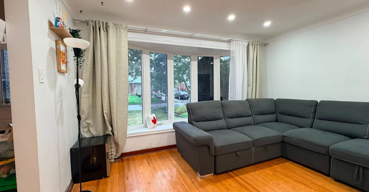 1254 Treeland Street, Burlington, ON, L7R 3T6 - 3