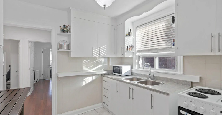 55 Hartley Avenue, Toronto, ON, M6E 4E9 - 23