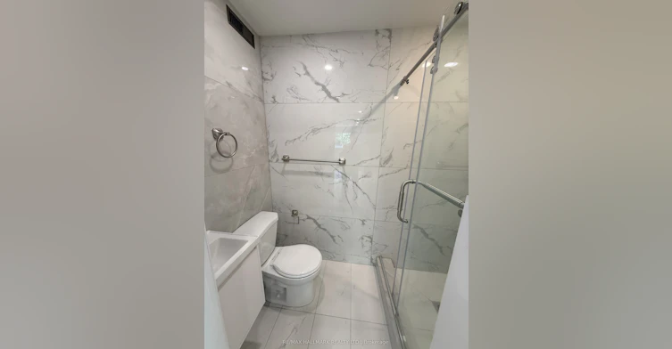Garden Suite-382 Burnhamthorpe Road, Toronto, ON, M9B 2A6 - 7