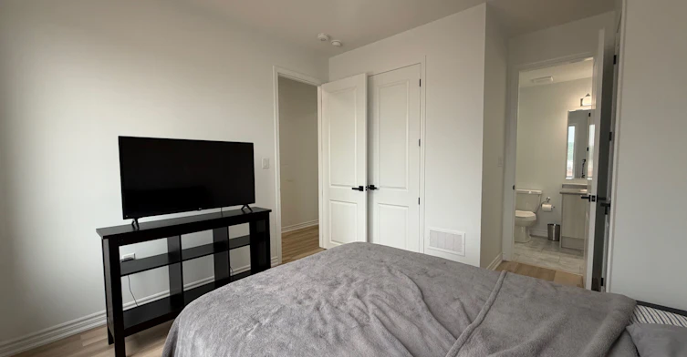 3384 Wrybill Path, Oakville, ON, L6H 8E4 - 7