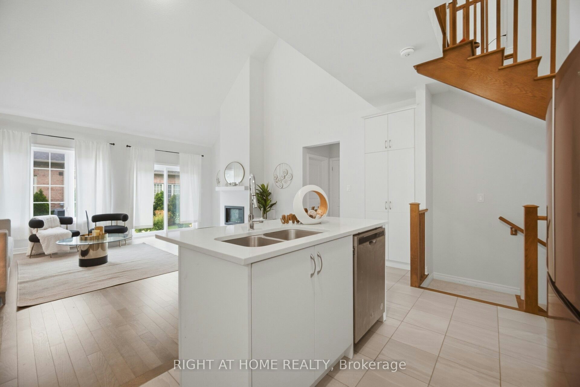 41 Overlea Drive, Brampton, ON, L6R 4B5 - 11