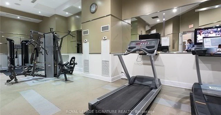 PH01-330 Burnhamthorpe Road W, Mississauga, ON, L5B 0E1 - 17