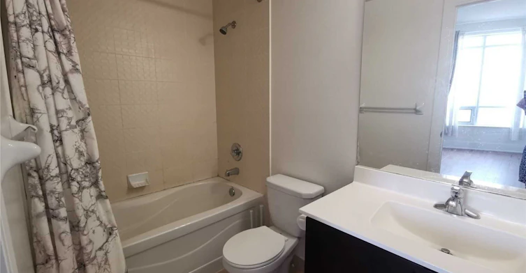 PH01-330 Burnhamthorpe Road W, Mississauga, ON, L5B 0E1 - 9