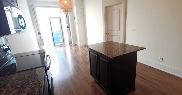 PH01-330 Burnhamthorpe Road W, Mississauga, ON, L5B 0E1 - 5