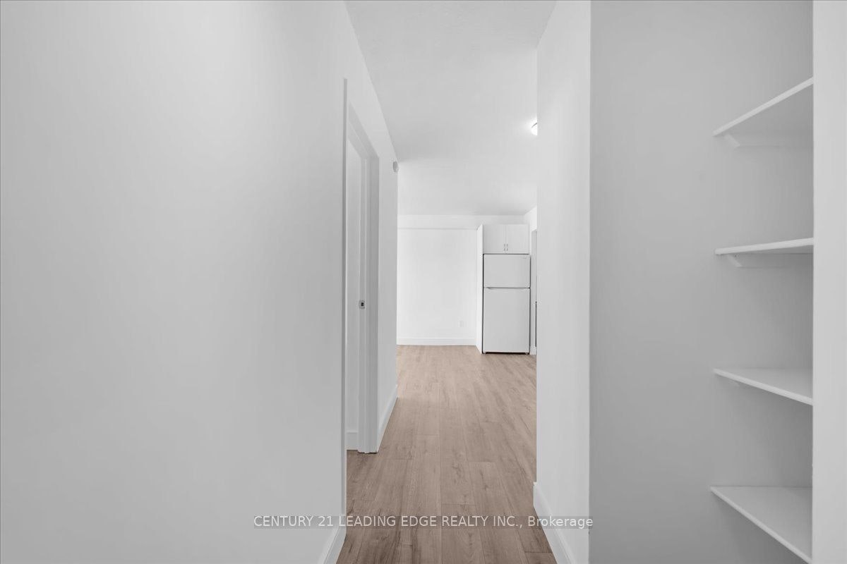 1208-200 Lotherton Pathway, Toronto, ON, M6B 2G9 - 4