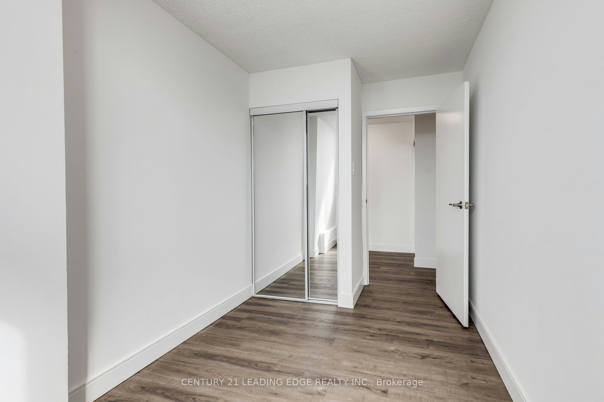 1208-200 Lotherton Pathway, Toronto, ON, M6B 2G9 - 28