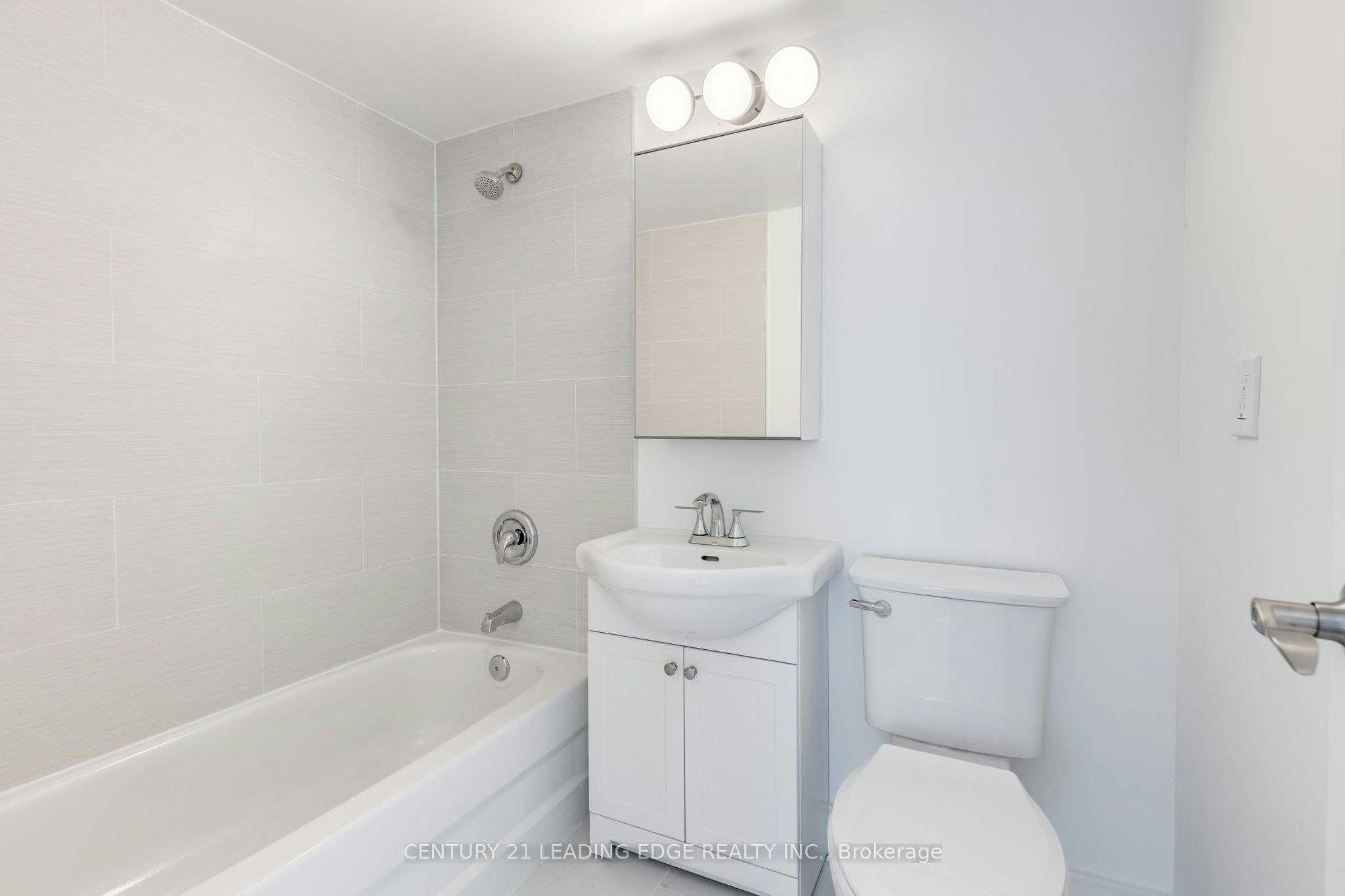 1208-200 Lotherton Pathway, Toronto, ON, M6B 2G9 - 33