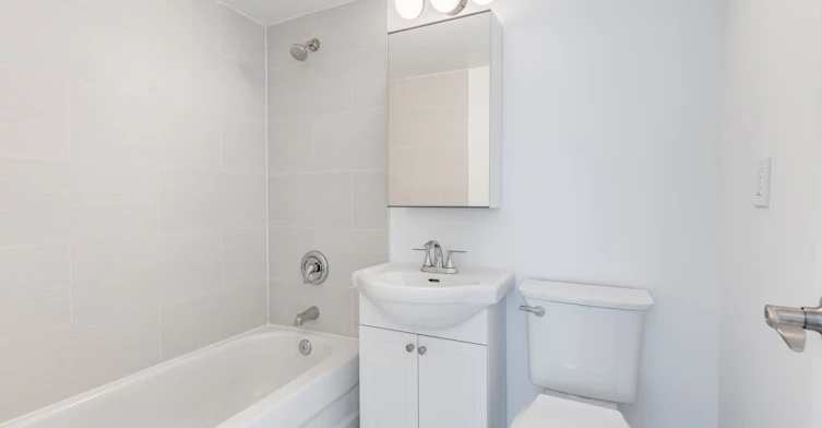 1208-200 Lotherton Pathway, Toronto, ON, M6B 2G9 - 33