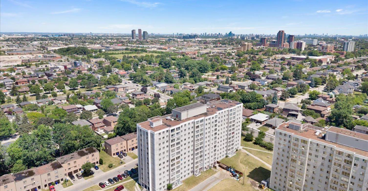 1208-200 Lotherton Pathway, Toronto, ON, M6B 2G9 - 41