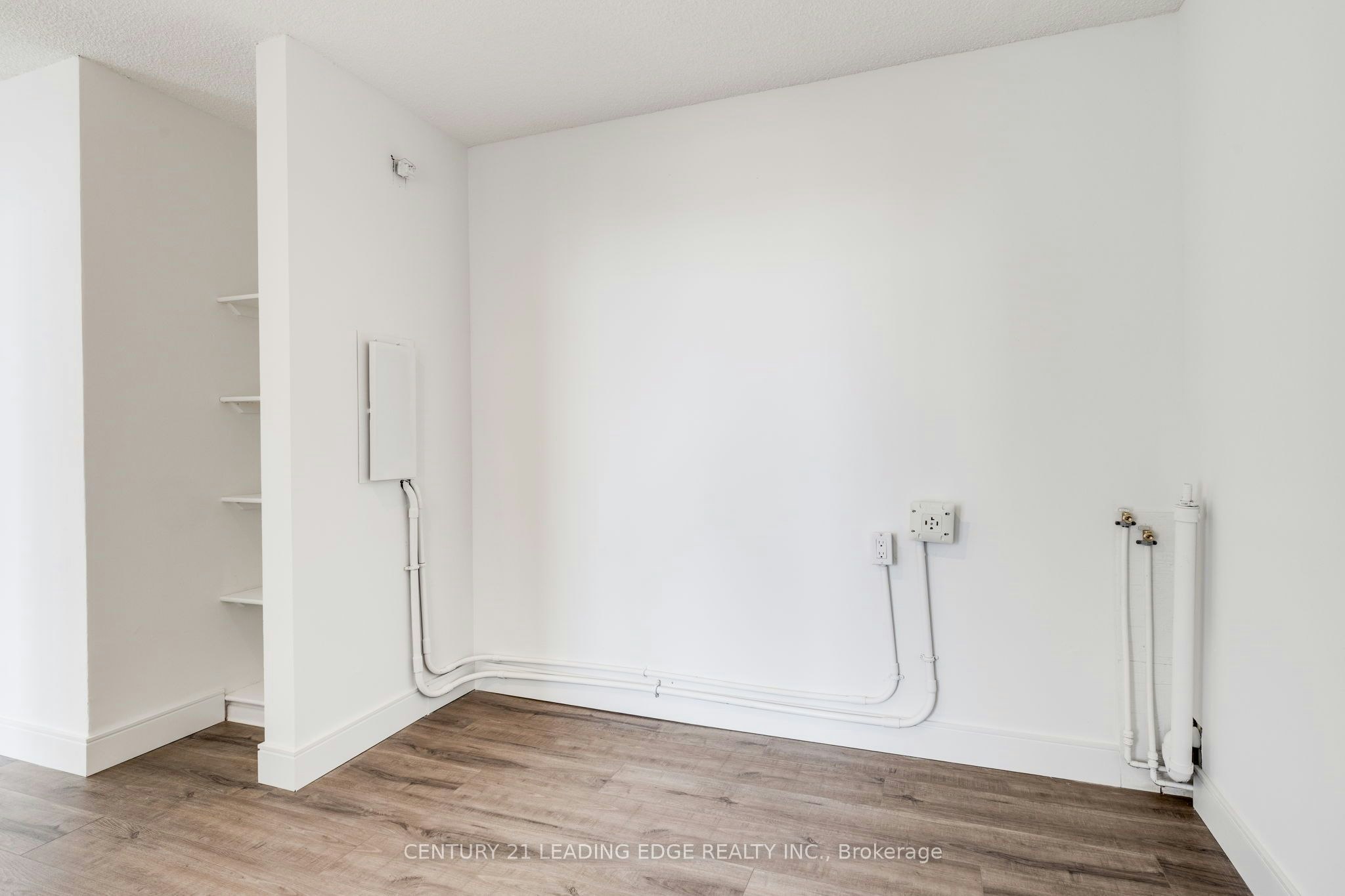 1208-200 Lotherton Pathway, Toronto, ON, M6B 2G9 - 34