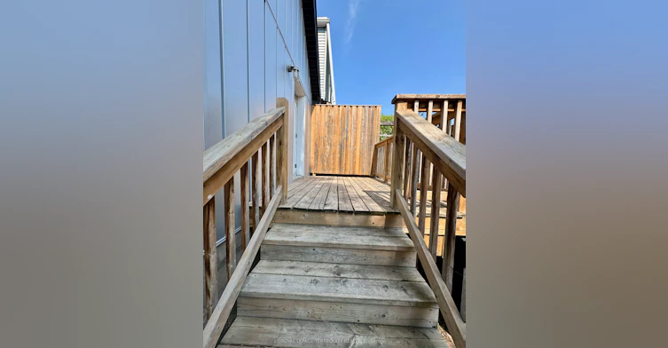 37 White Avenue, Toronto, ON, M6N 1S7 - 28