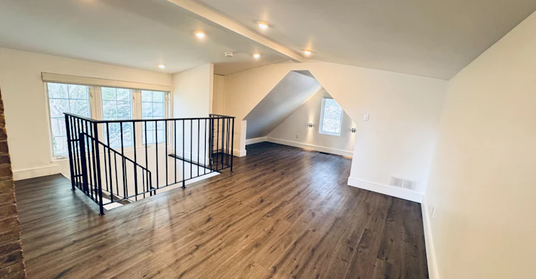 37 White Avenue, Toronto, ON, M6N 1S7 - 10